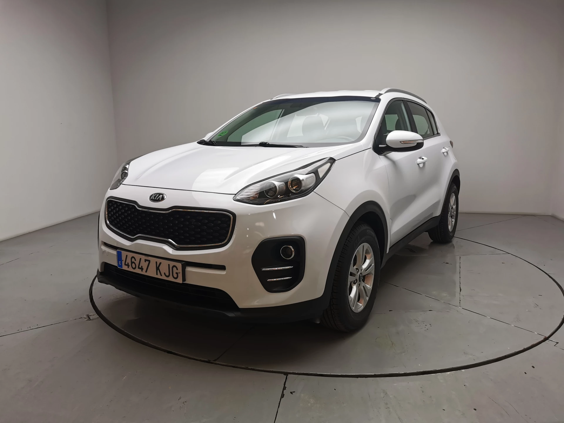 vehicle-main-image
