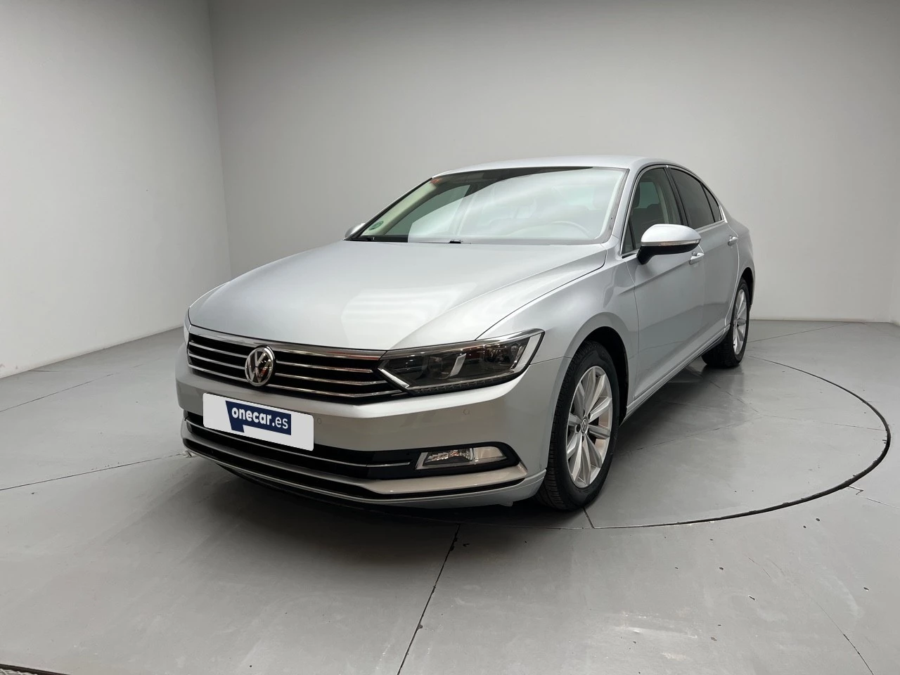 vehicle-main-image