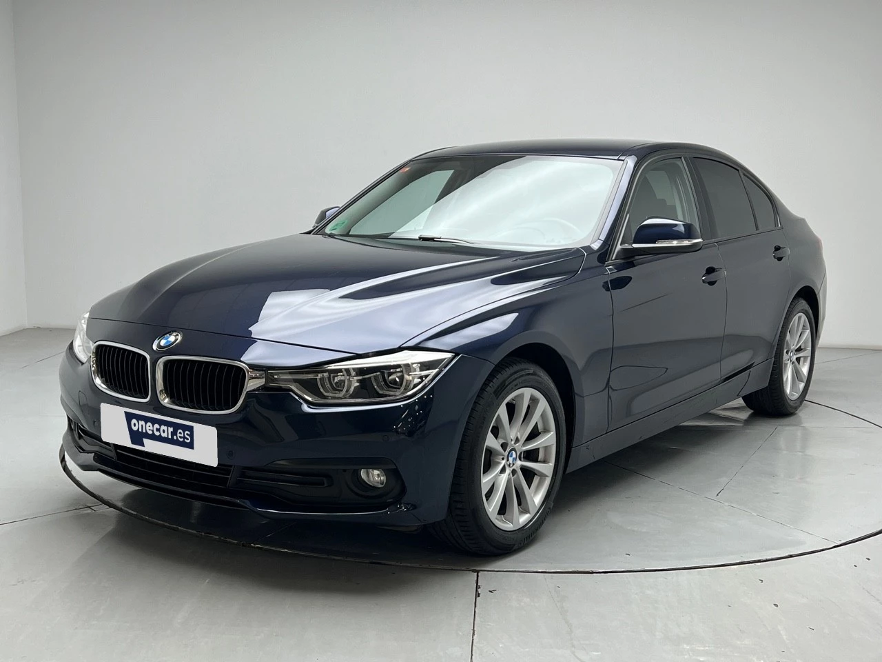 vehicle-main-image