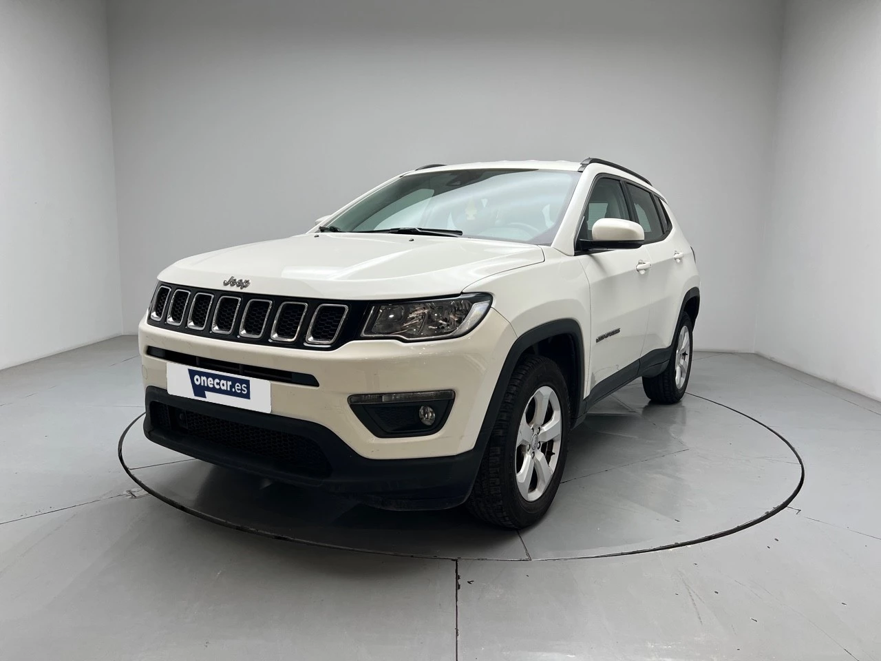 vehicle-main-image