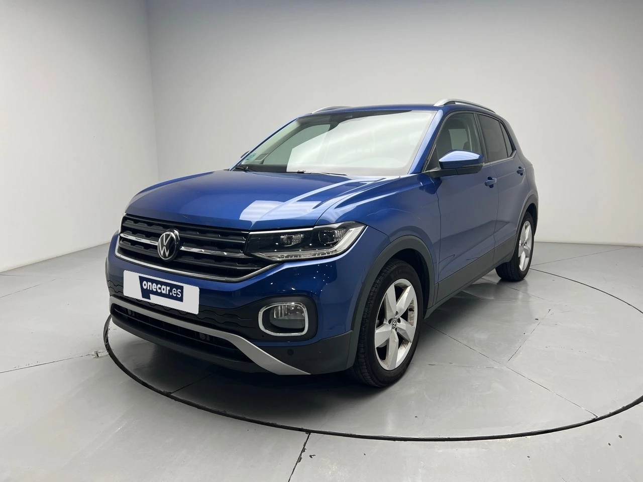 vehicle-main-image