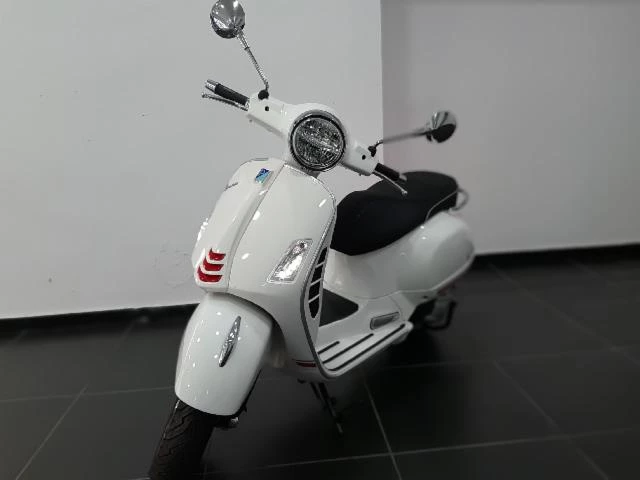 vehicle-main-image