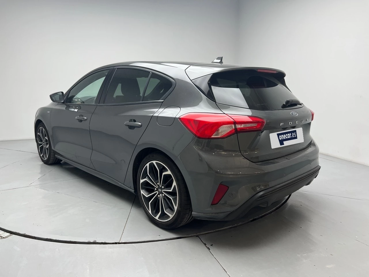 vehicle-main-image