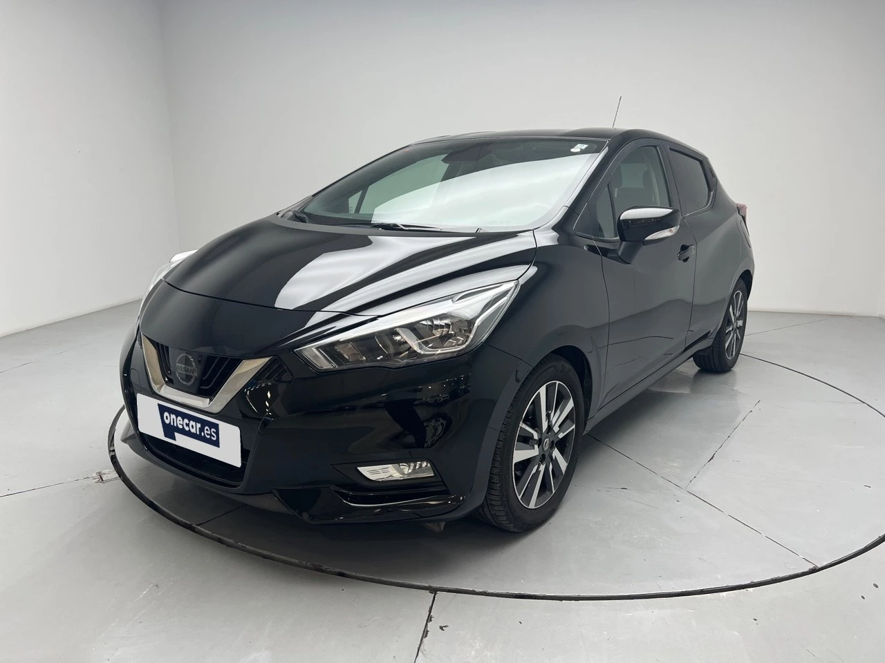 vehicle-main-image