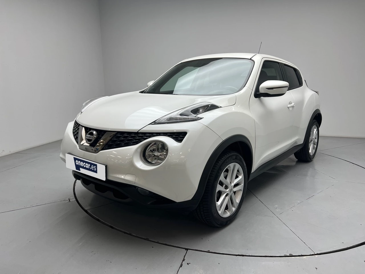 vehicle-main-image