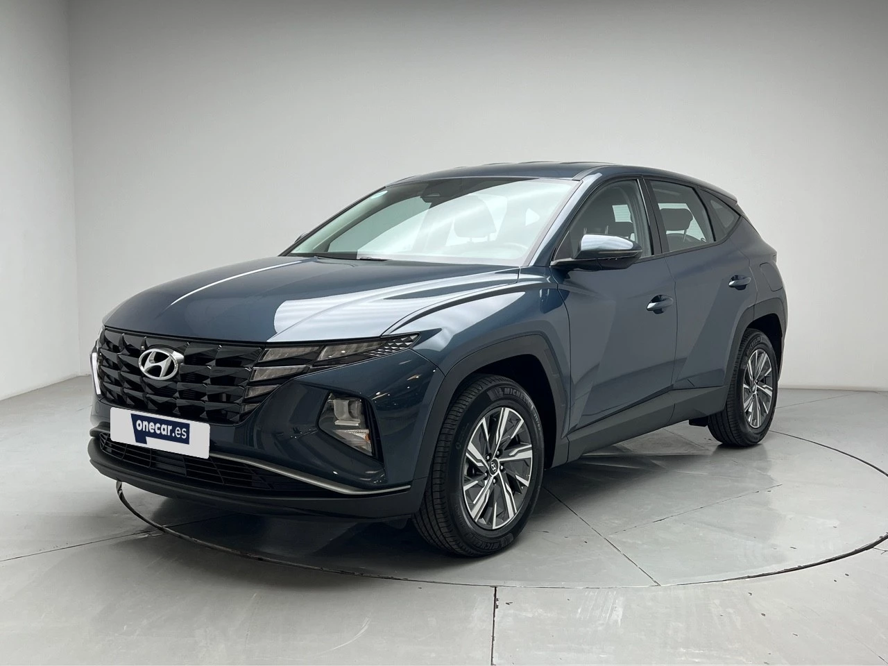 vehicle-main-image