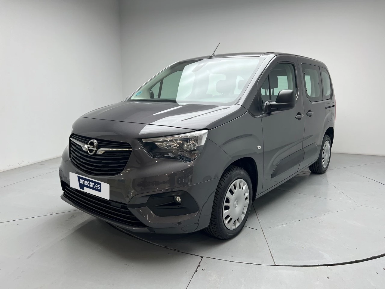 vehicle-main-image