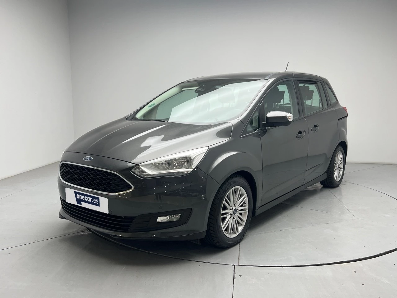 vehicle-main-image