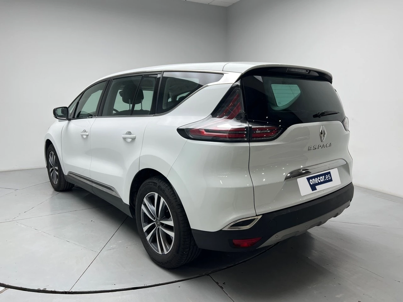 vehicle-main-image