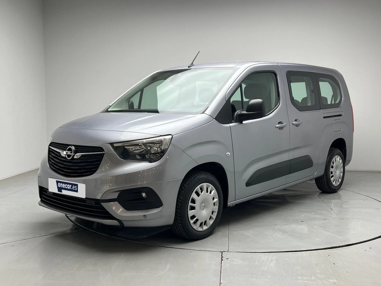 vehicle-main-image