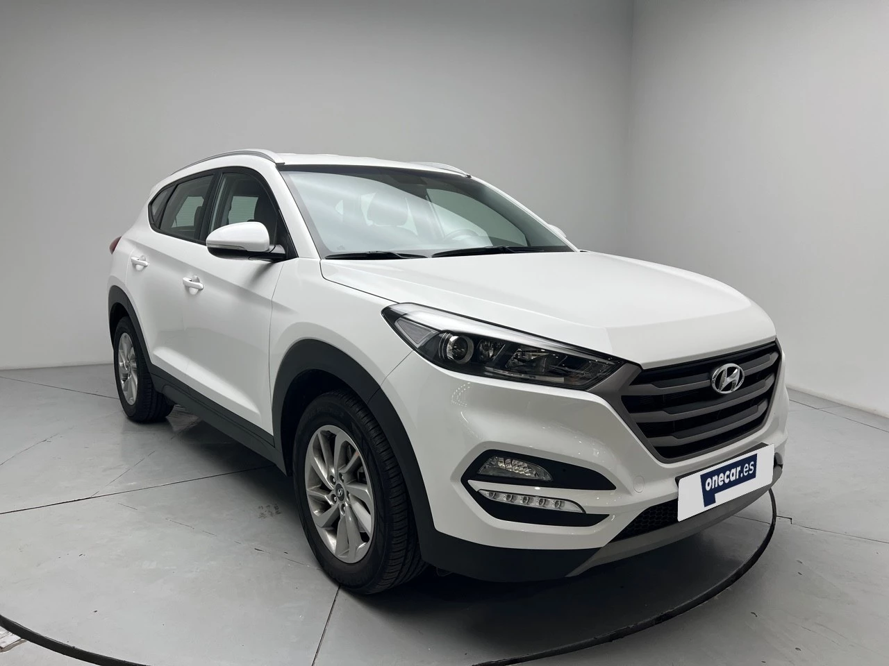 vehicle-main-image