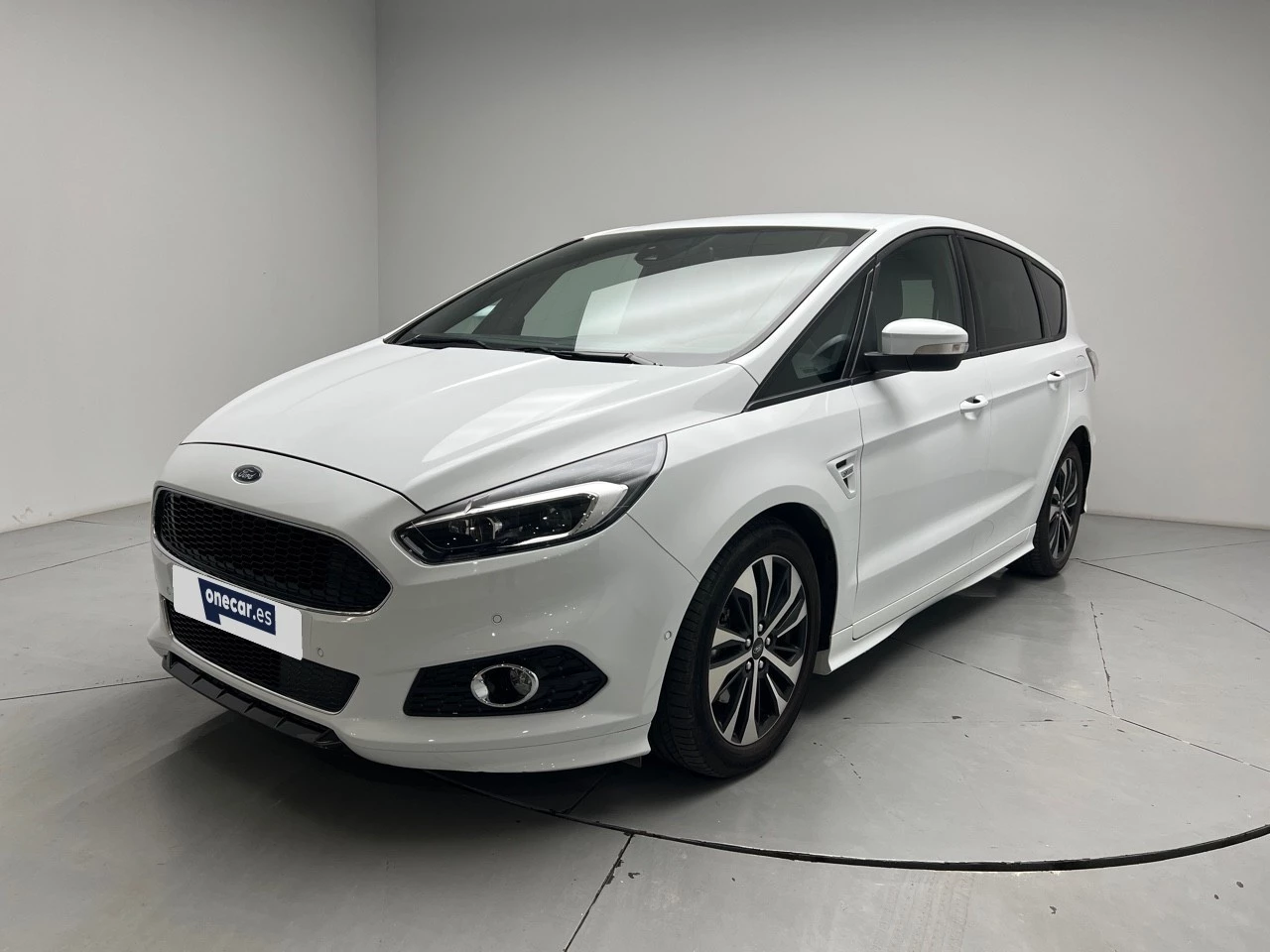 vehicle-main-image