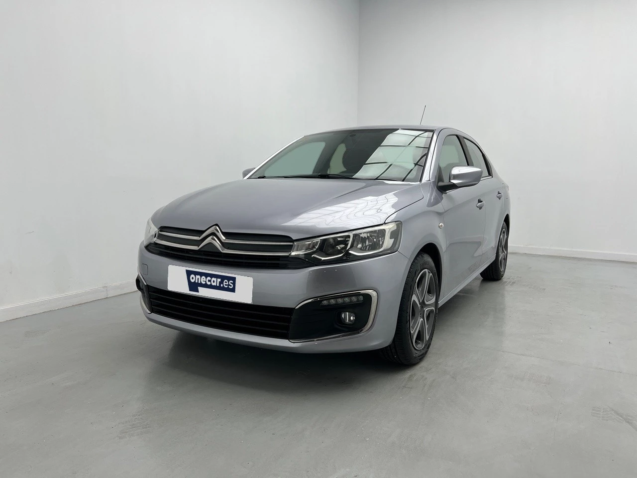 vehicle-main-image