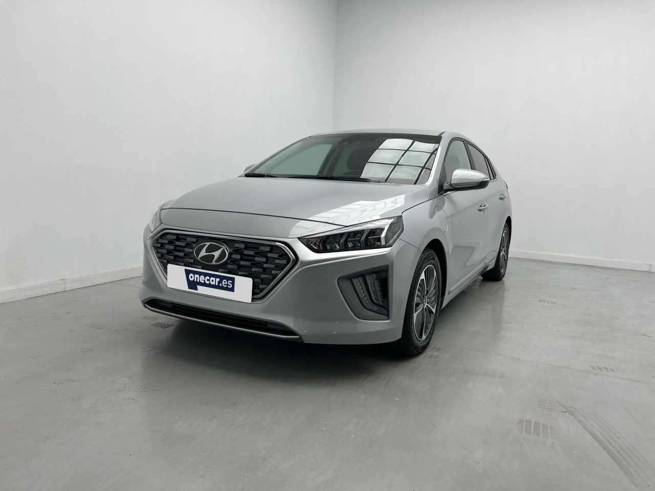 vehicle-main-image