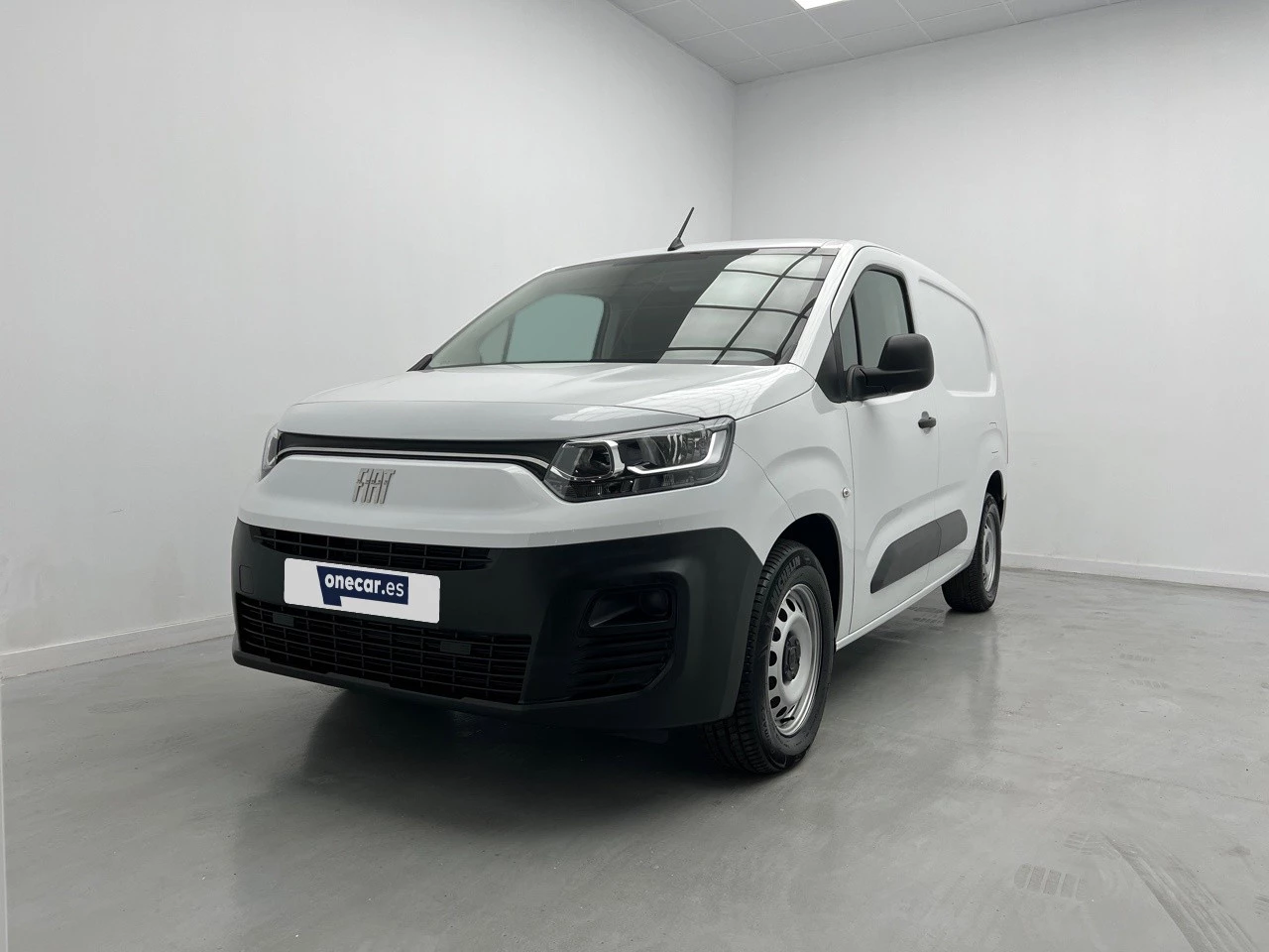 vehicle-main-image