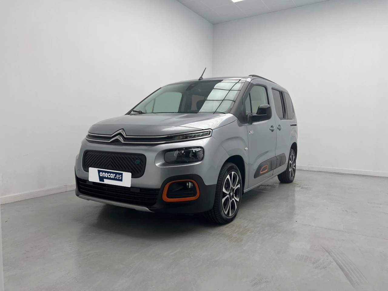 vehicle-main-image