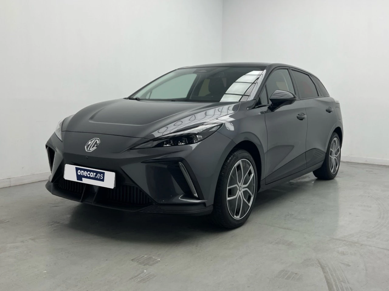 MG BEV LUXURY 204CV 5P