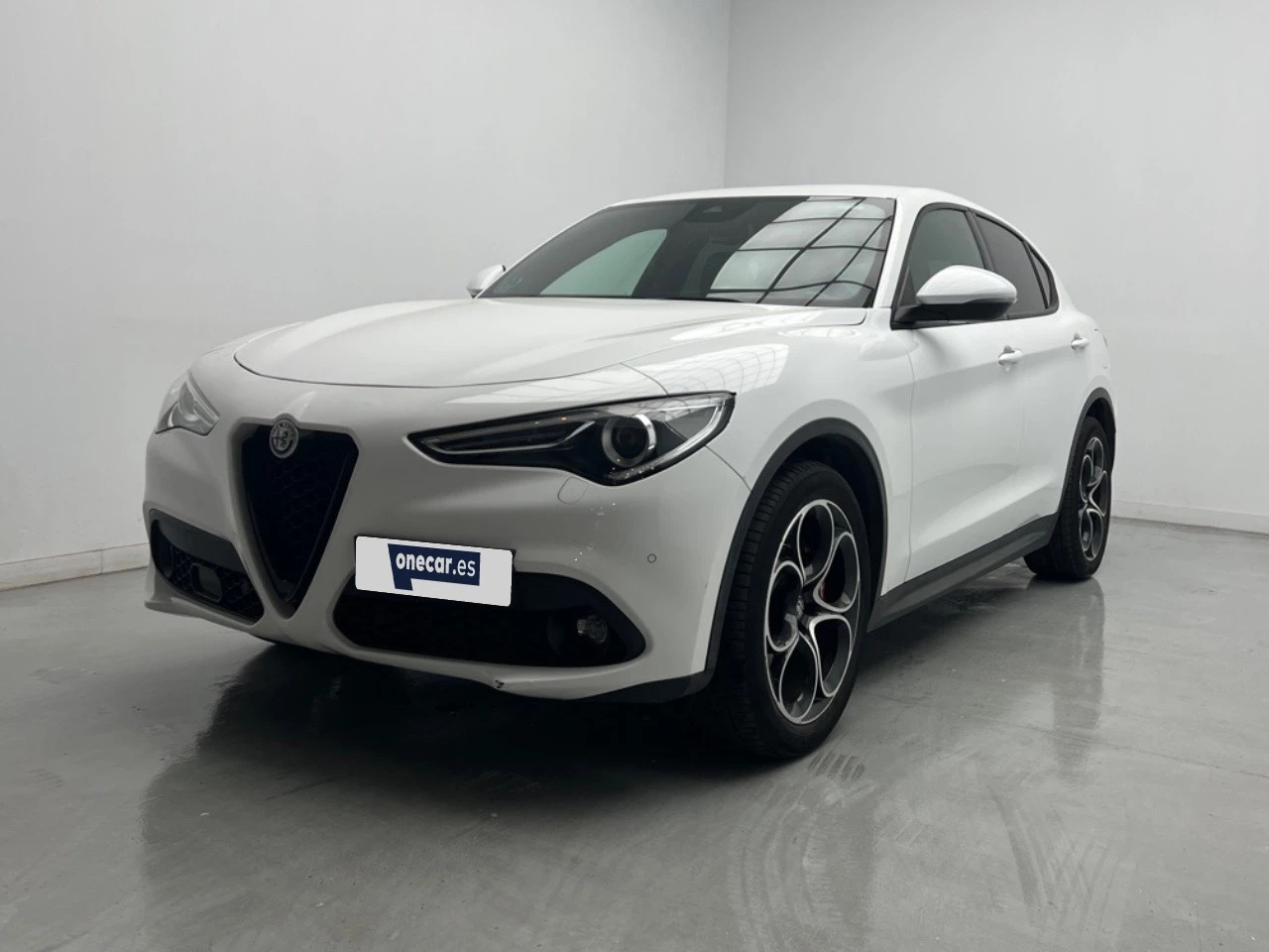 vehicle-main-image