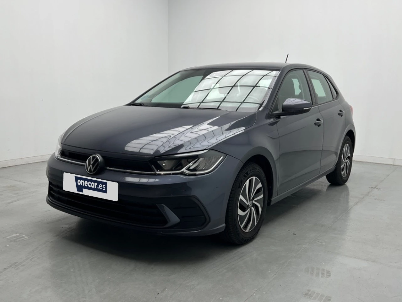 vehicle-main-image