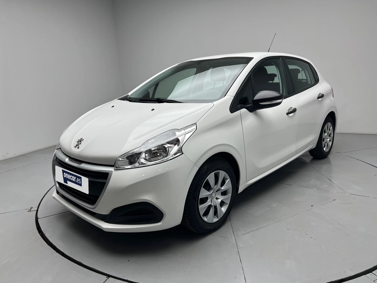 vehicle-main-image